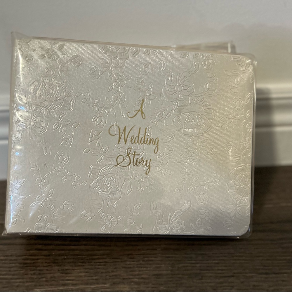 Vintage Elegant White Wedding photo Album